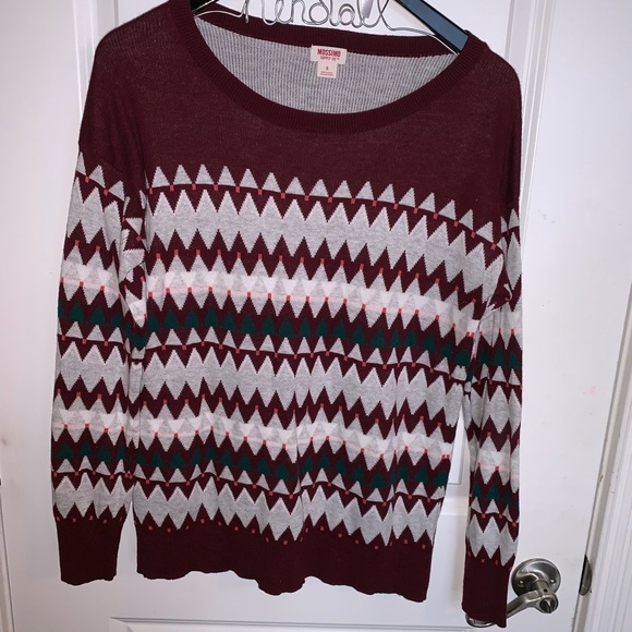 Super cute sweater - Picture 1 of 3